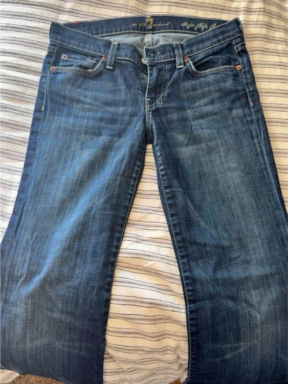 Jeans - Picture 2 of 3